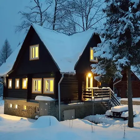 Anicka Chalet *